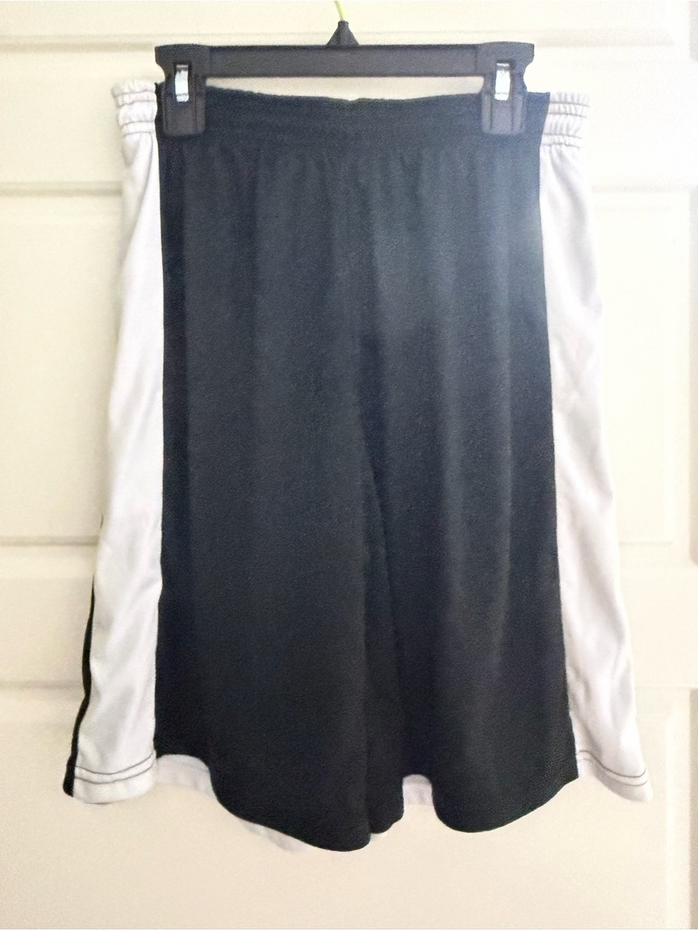 Nike Black and White Boys' Athletic Shorts - Reversible *